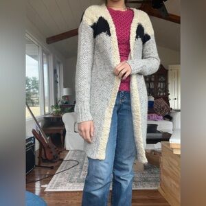 Gimmicks by BKE Gray and Cream Long Cardigan
